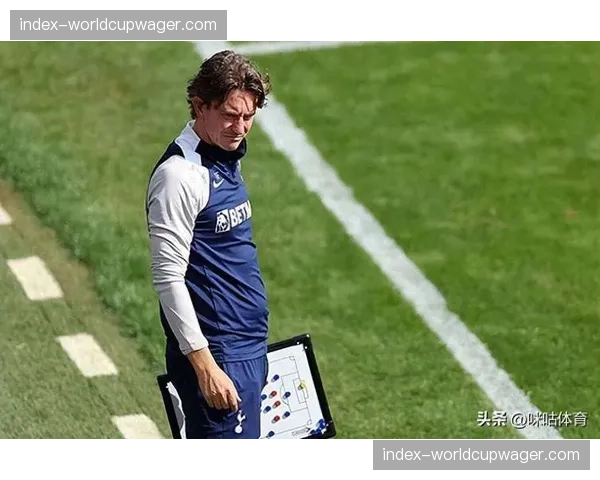 天空体育前瞻：保级关键战，伯恩利与谢菲联的直接对话