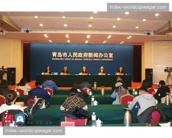 技术台出现计时失误,导致吉林与青岛比赛中断五分钟进行回看 技术台出现计时失误,导致吉林与青岛比赛中断五分钟进行回看